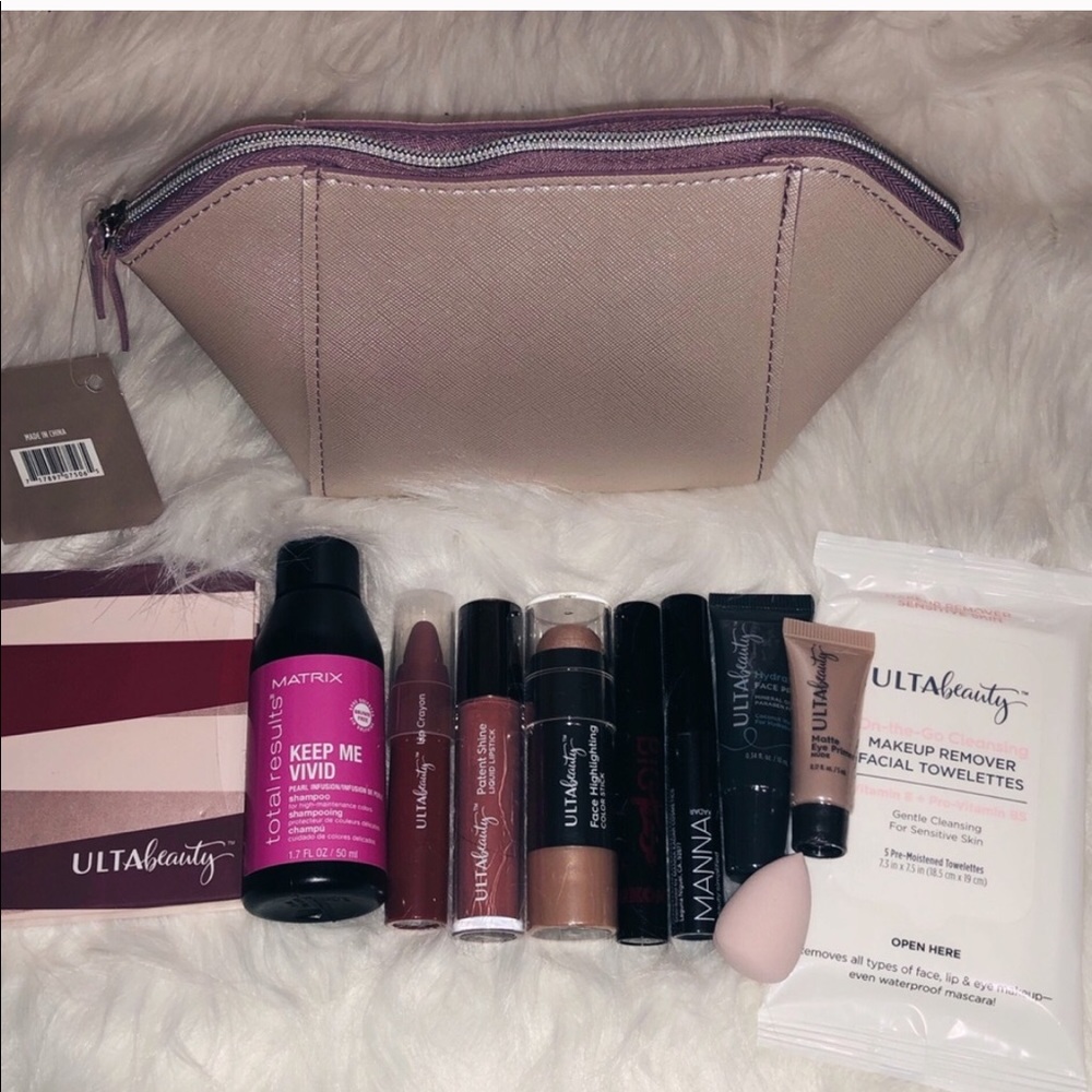Ulta Beauty Sac NWT